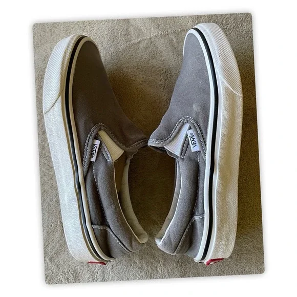 Vans  Classic Shoes Sneakers Gray Slip on Casual US Size M 6  W 7.5 Unisex - Picture 3 of 8